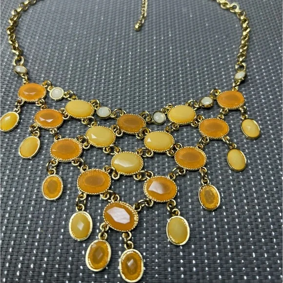 ❤️🔥VINTAGE NECKLACE 🧡 - Picture 3 of 4